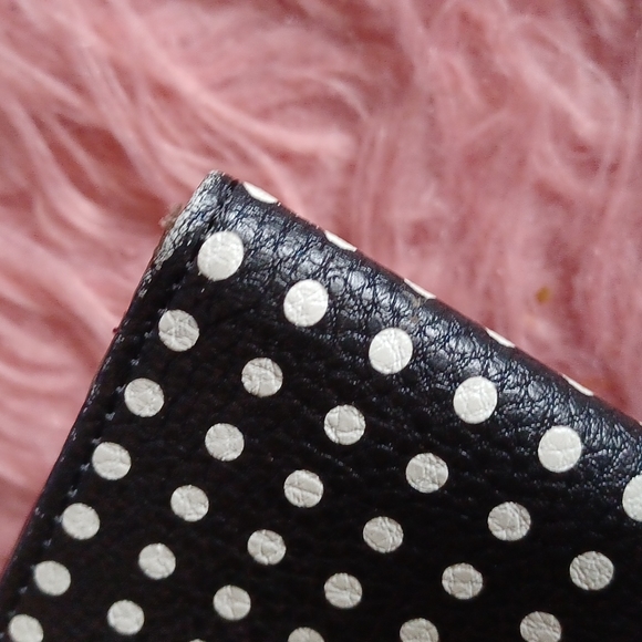 Relic - Picture 6 of 6